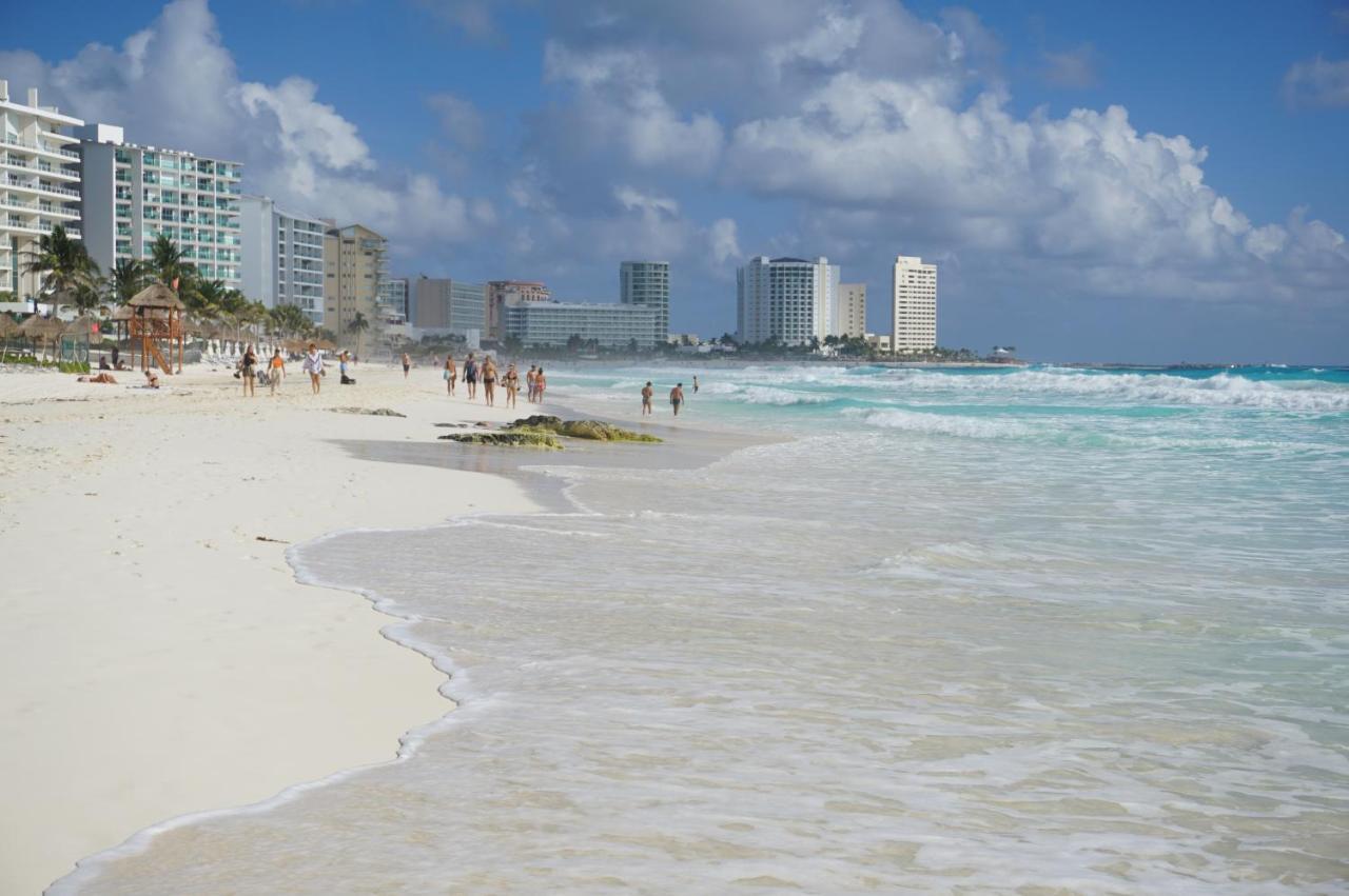 1 Bedroom Seaview Condo In Ocean Dream Resort Cancún Zewnętrze zdjęcie